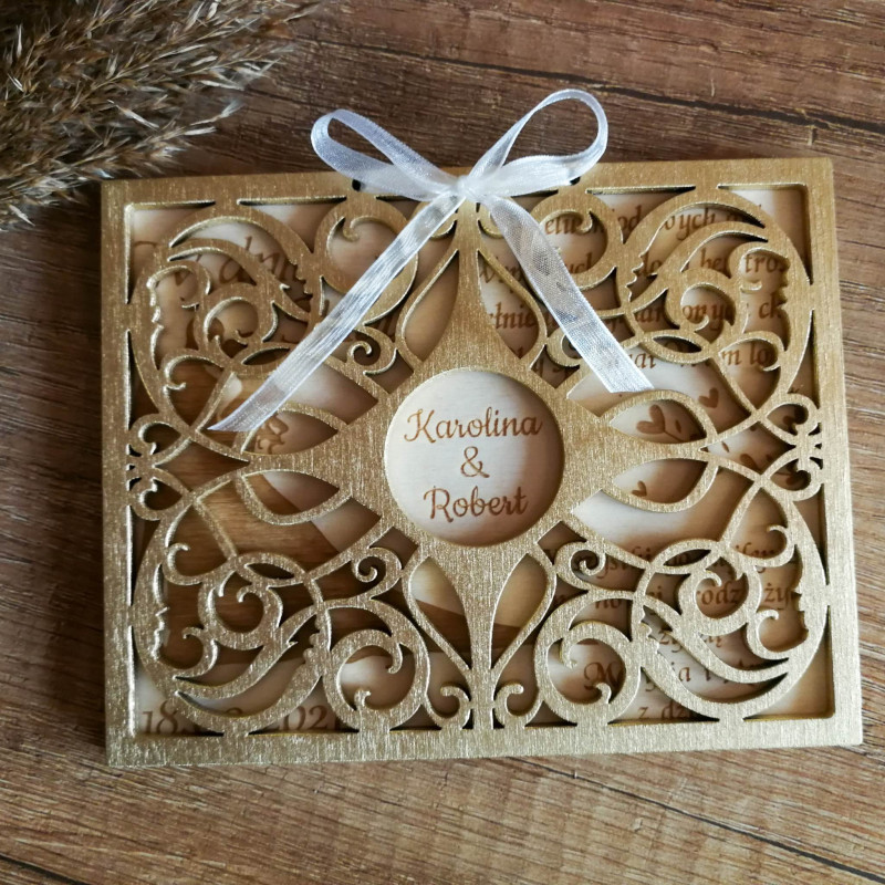 Drewniana kartka ślubna - ażurowa