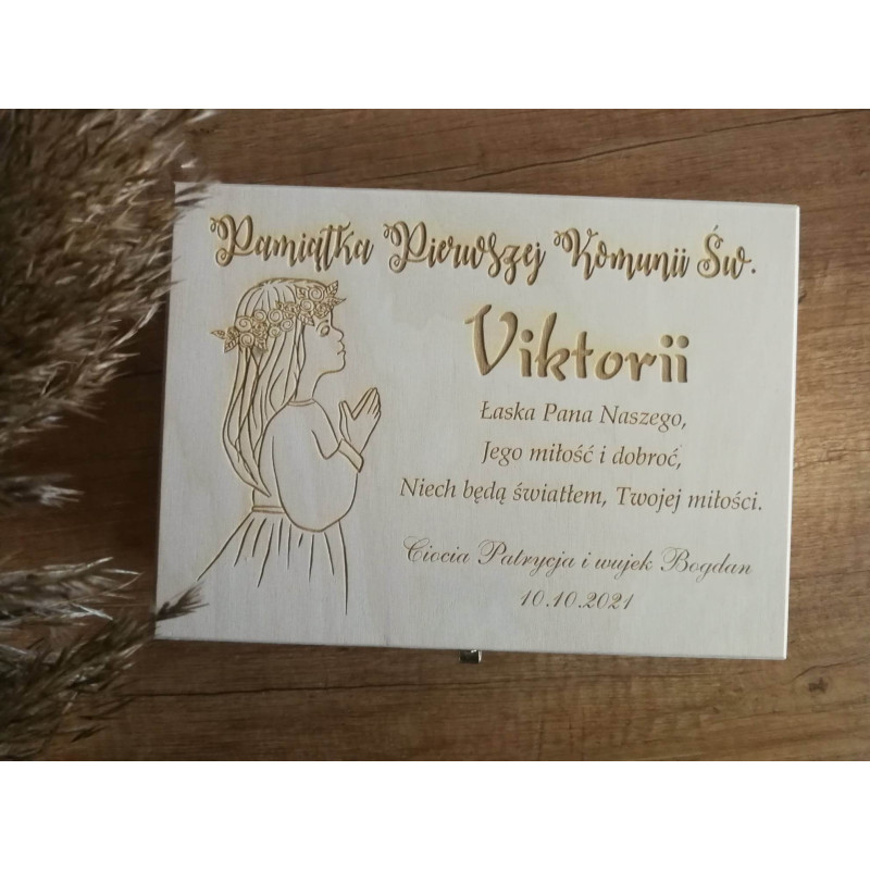 Pudełko - Pamiątka Pierwszej Komunii Świętej -personalizacja