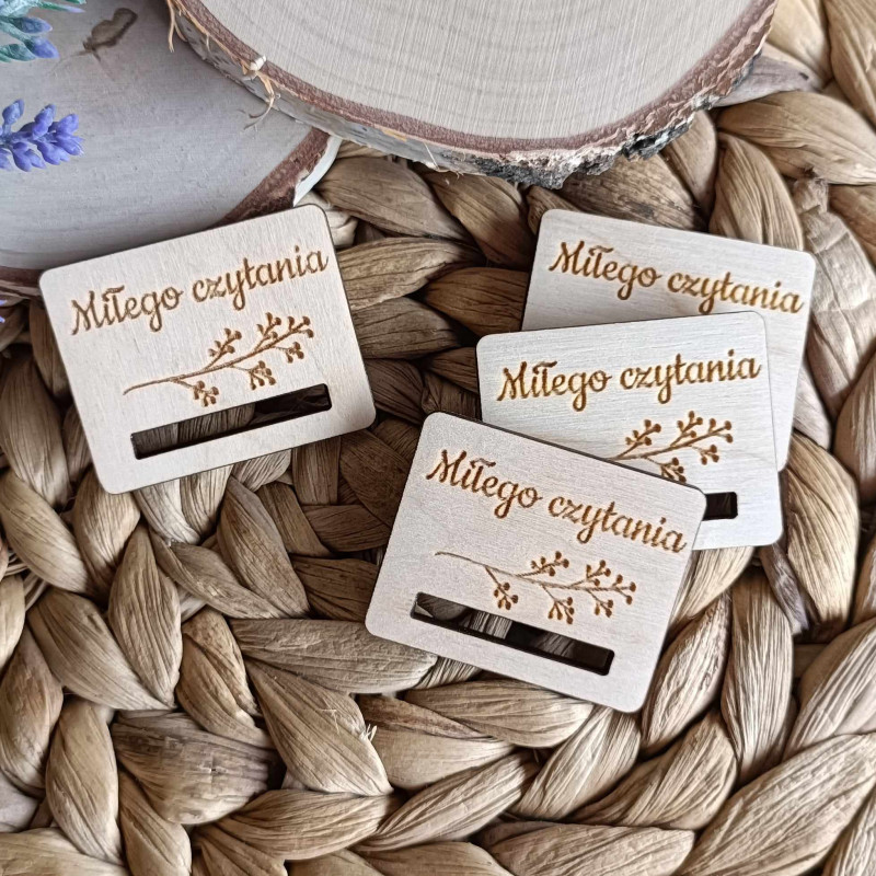 Baza - zakładka - do makramy "Miłego czytania"